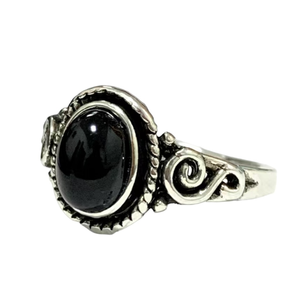 Antique Silver Embossed Ring with Center Black Stone
